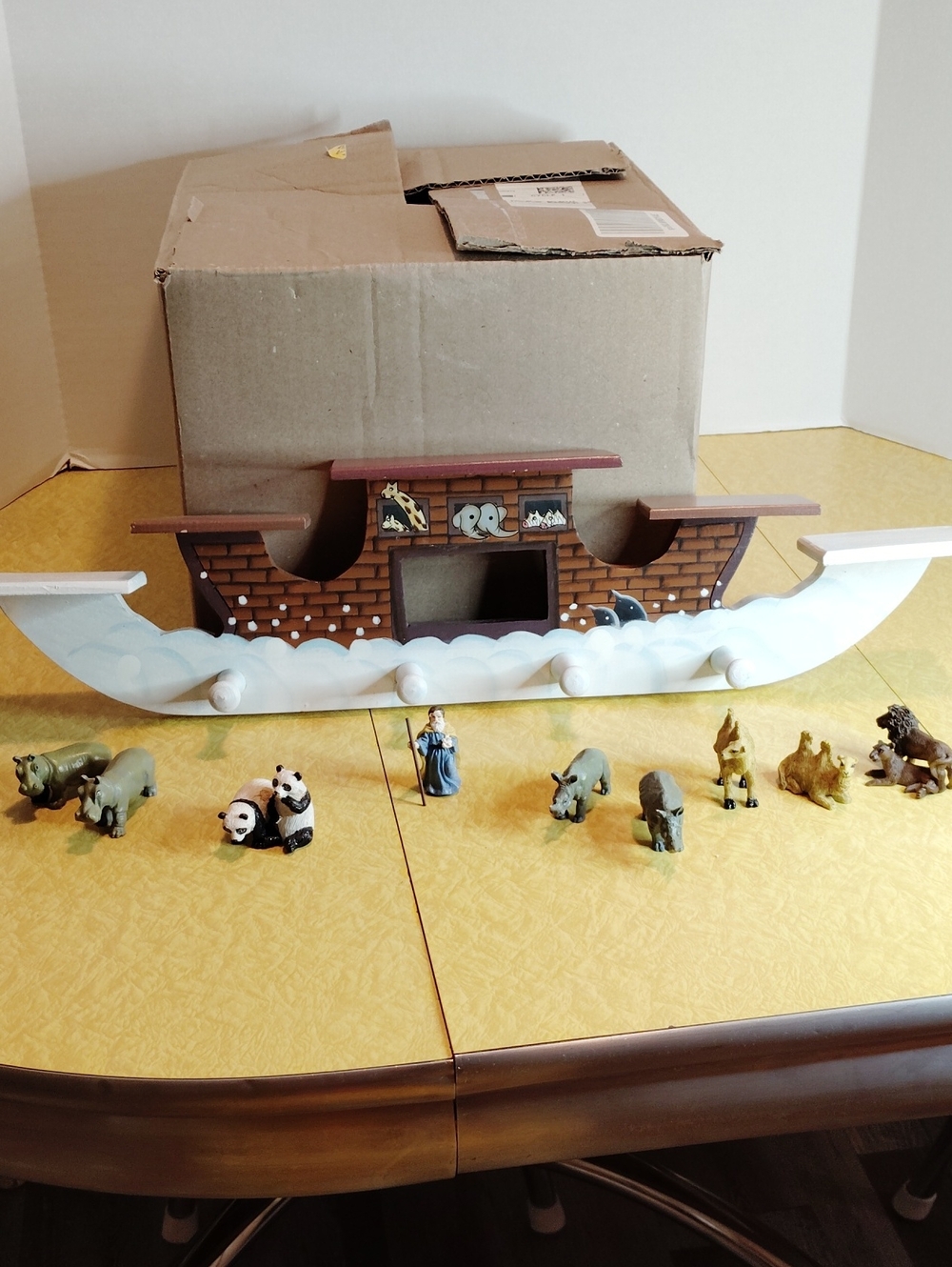 Vintage Kenyield 1998 Noah's Ark Shelf with Hooks Wood